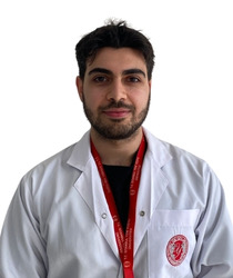 Diş Hekimi Tolga Zerentürk